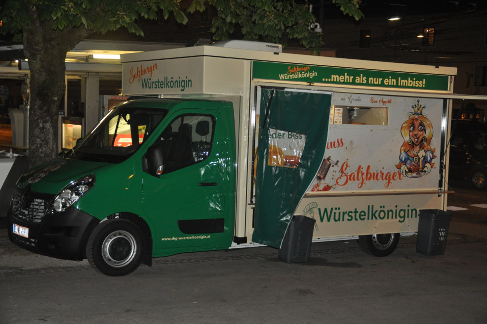 Fahrzeug der Salzburger Würstelkönigin